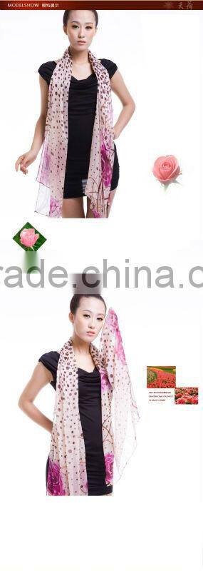 Digital printed silk scarves026