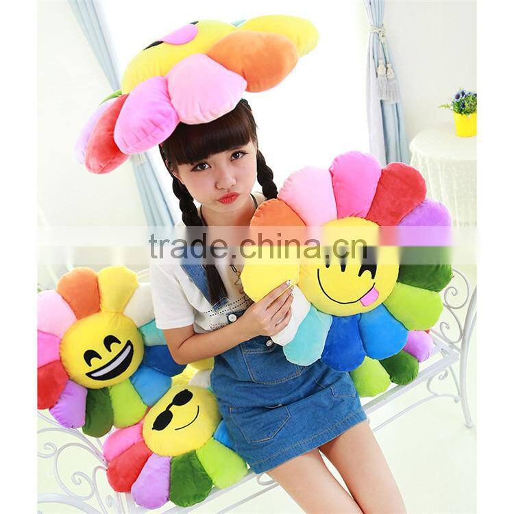2015 Hot selling lovely plush custom whatsapp emoji pillow flower decorative pillow