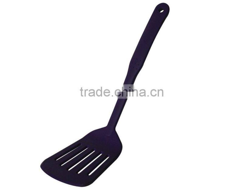 2016 High quality nylon kitchenware cooking kitchen utensils solid slotted spatula