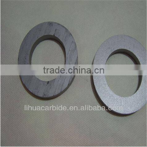 Tungsten carbide disc saw blade