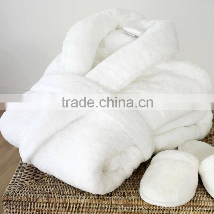 HLHT exporting standard new design white hotel bathrobes
