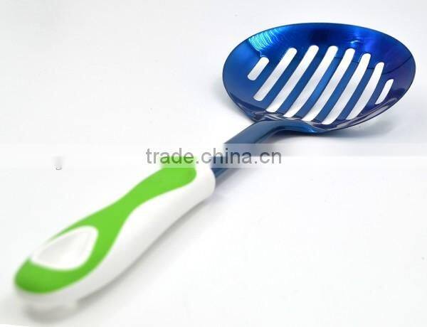 Non-stick TPR handle 100% Food Grade titanize kitchen slotted skimmer