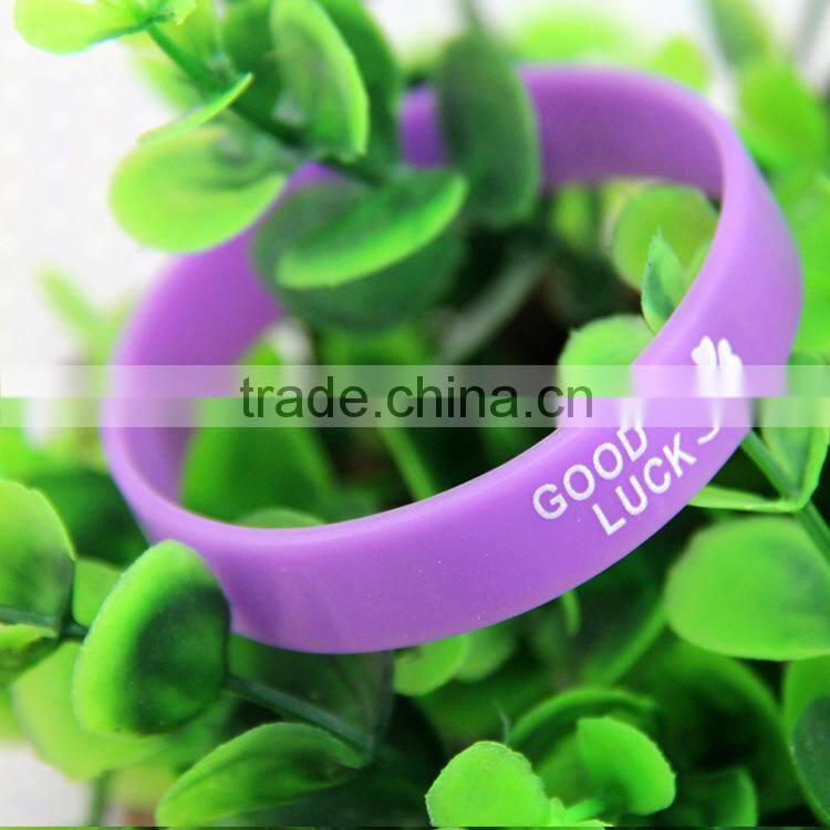 2015 Hot Sell Wristband , Free Silicone Wristband China