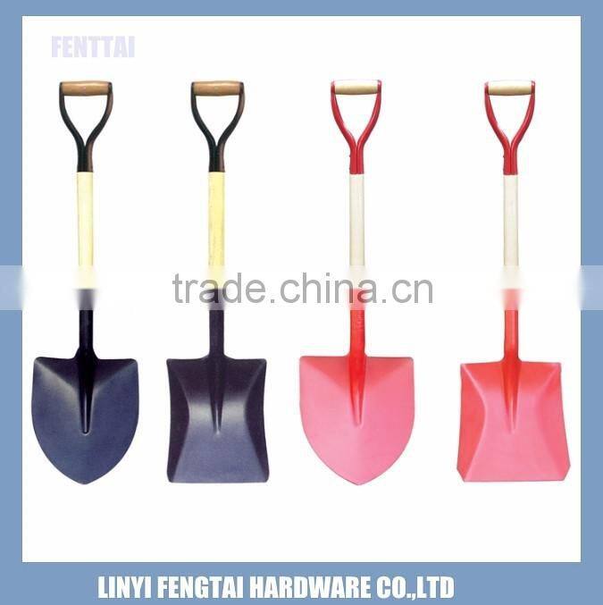 Agriculture Use Shovel with Short Wooden Handle
