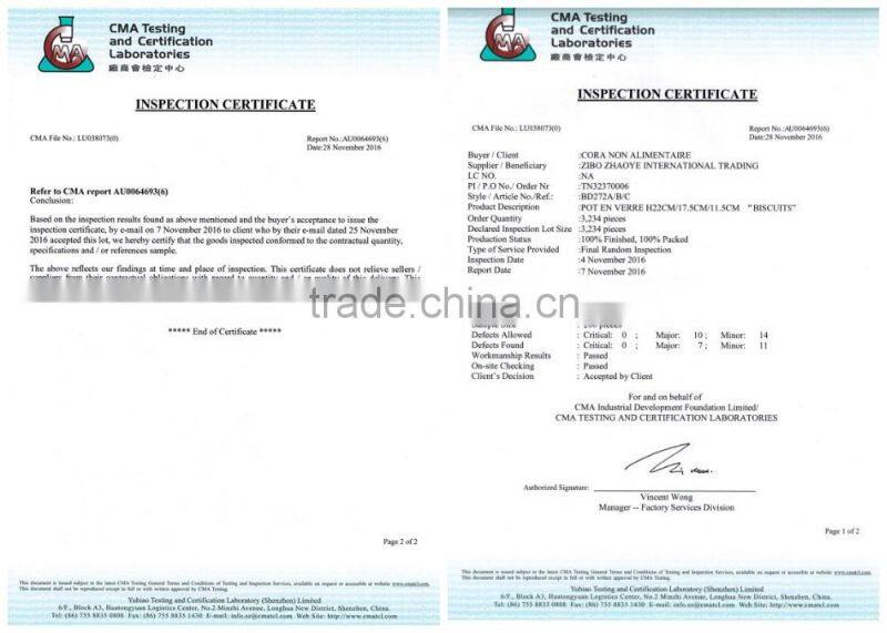 glass spice jar with wooden lid and spoon