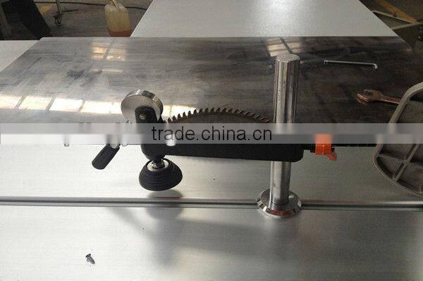 Precision Sliding Table Saw