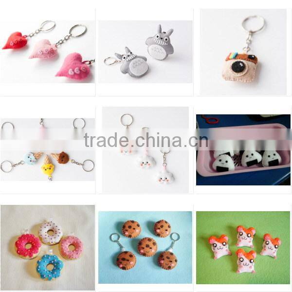 New products wholesale alibaba oval shape ball superhero designed key ring promotional gift felt batman keychain made in China