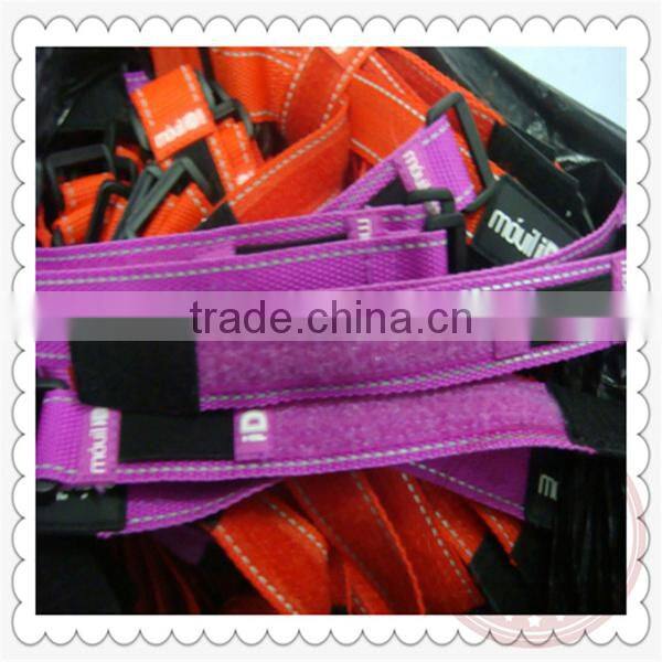 Fancy QR Code Engraved Promotional Rubber Band Weaving Bracelet