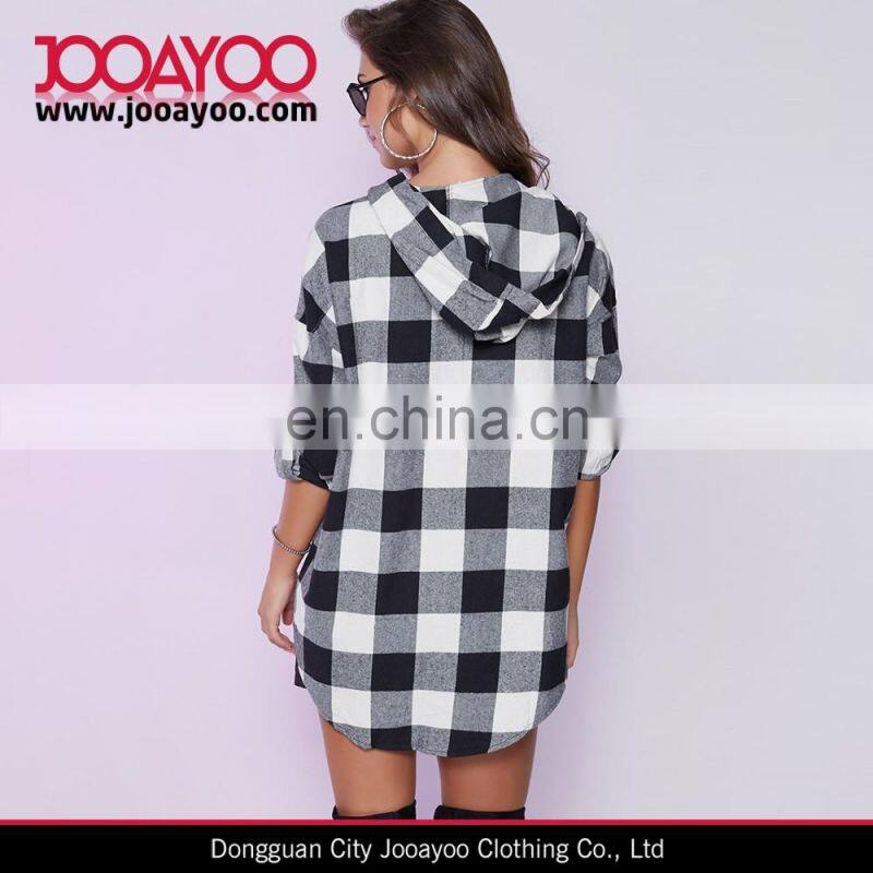 Womens Long Sleeve White and Black Plaid Hoodie Shirt Jacket