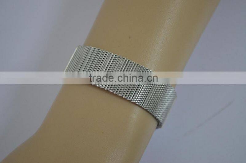 Fashional Stainless Steel Bracelets Can be Slided with Letters