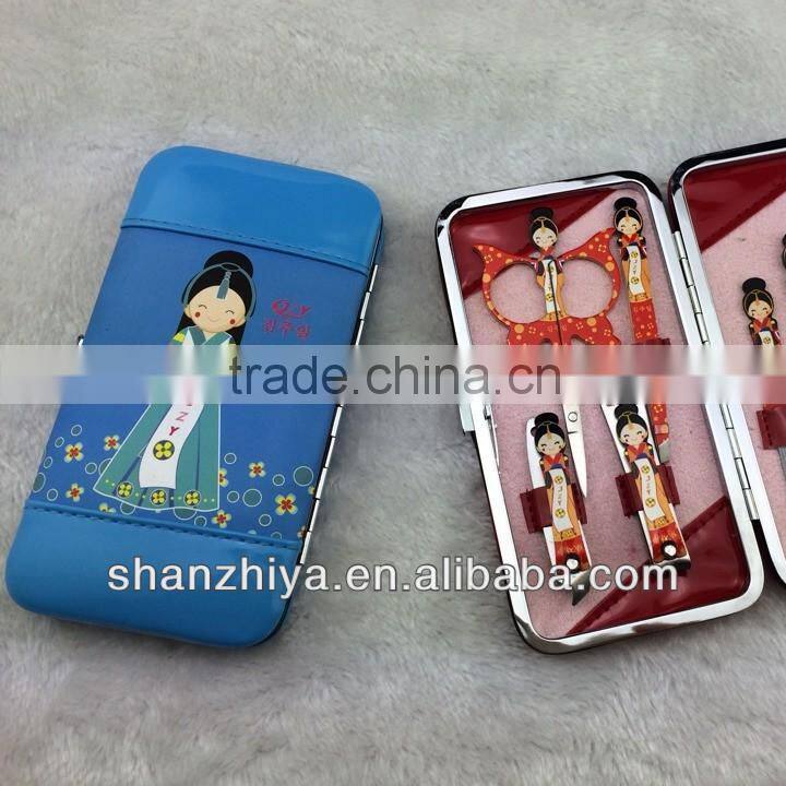 White 9pcs leather bag,nail cutter,earpick,manicure set