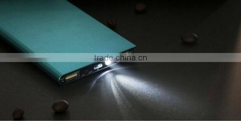 8000mAh universal portable power bank for all cell phones