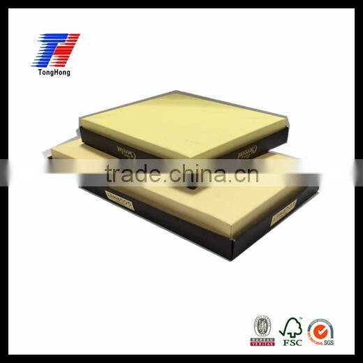 Fancy Custom food grade decorative paper chocolates box with PET window