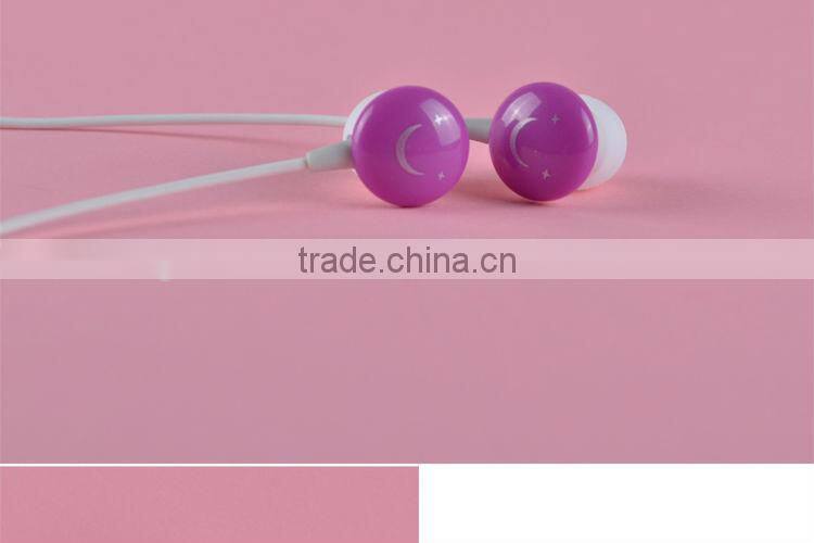 ULDUM 2013 with smile logo Custom color headphone earphone with mic and 1.2m braided cable for mp3 telephone