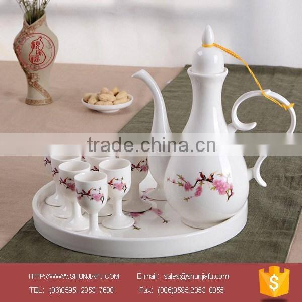 Chinese traditional style white ceramic Wine Container restaurant decor