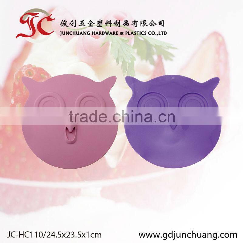 Silicone baking tools for heat insulation cushion tool