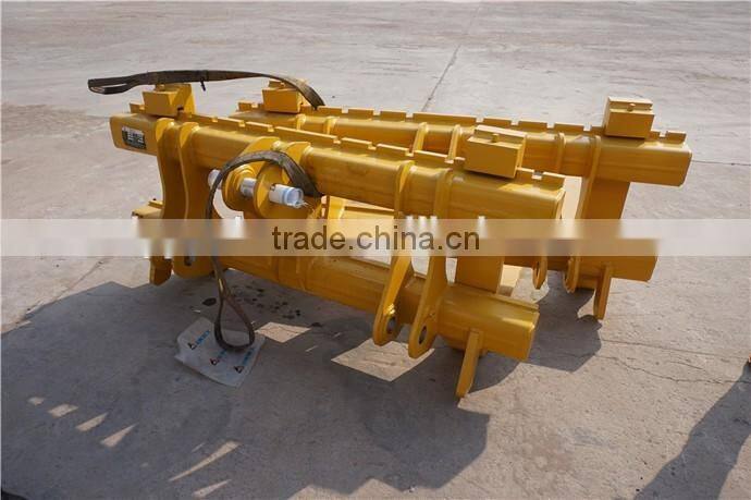 Customized LG936L Wheel Loader Pallet Fork, 1690200024 Fork Tooth Length 1860mm for sale