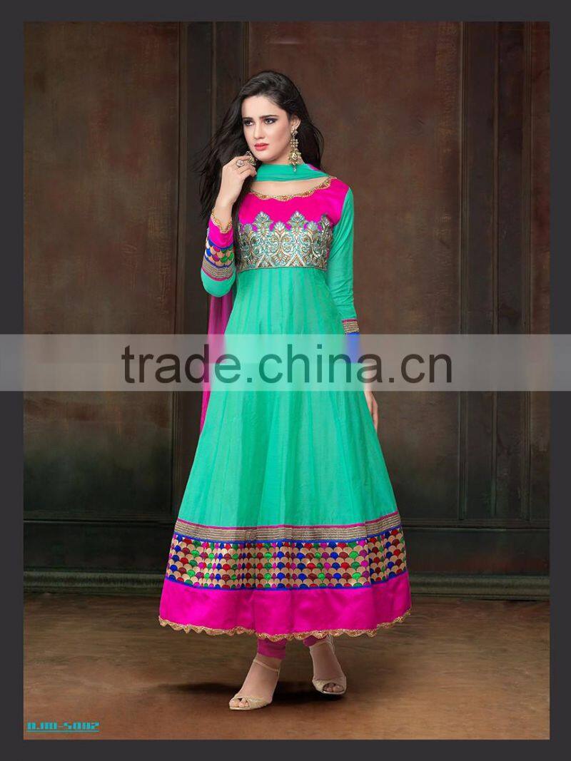 Designer Salwar Kameez for Ladies