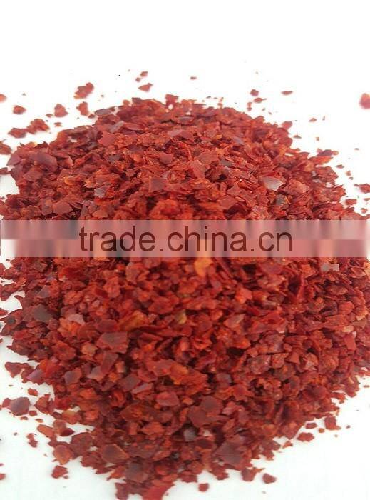 Low Pungency Red Chili Crushed Manufacturer