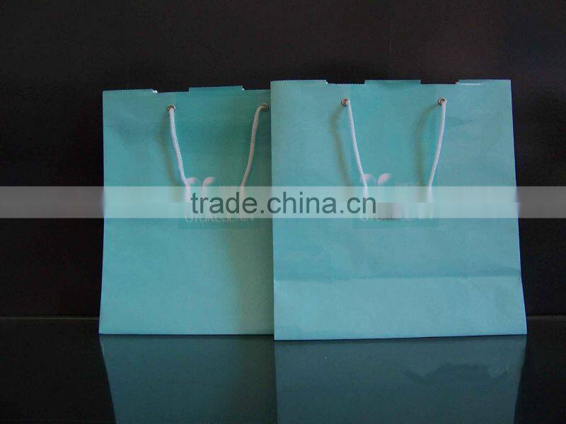 red printing craft paper bag with twisted handle