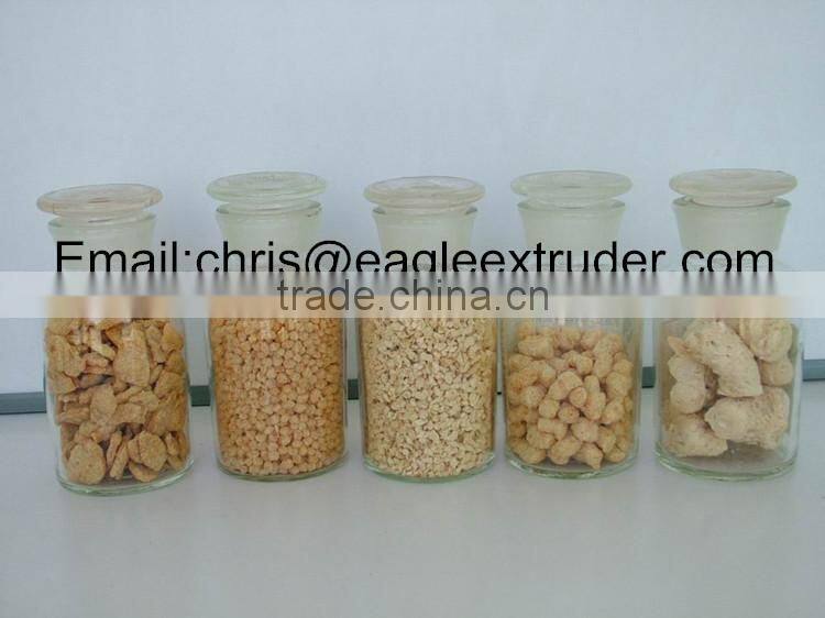 Texturized soya nuggets/chunks/mince meat machines