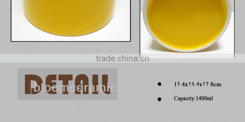 Hand painting ceramic novelty cookie jar