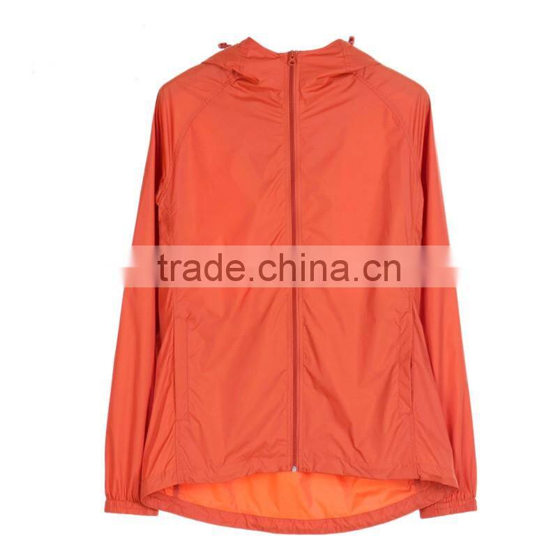 custom thin soft hood jacket with pouch sports jacket 100% polyester lightweight waterproof wind jacket