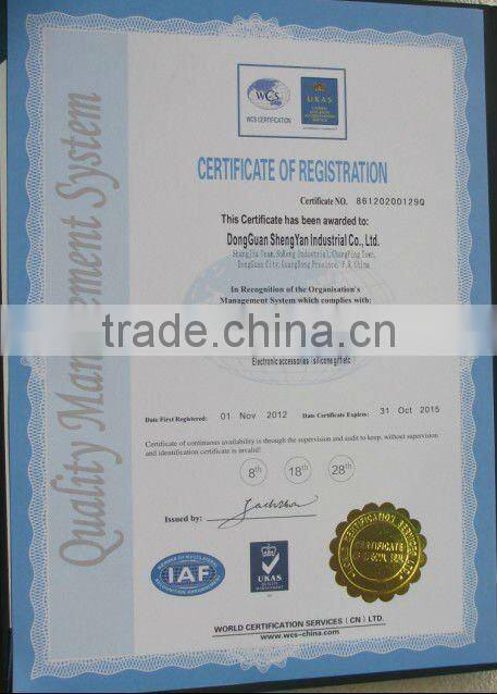 cheap candy cosmetic long strap silicone purse with waterproof design for christmas