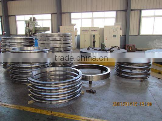 PC30-5,PC30-6,PC30-7,PC30-8,PC35,PC35-5,PC35-8,PC220-2 slewing bearing,swing bearing,slewing ring,Swing Ring