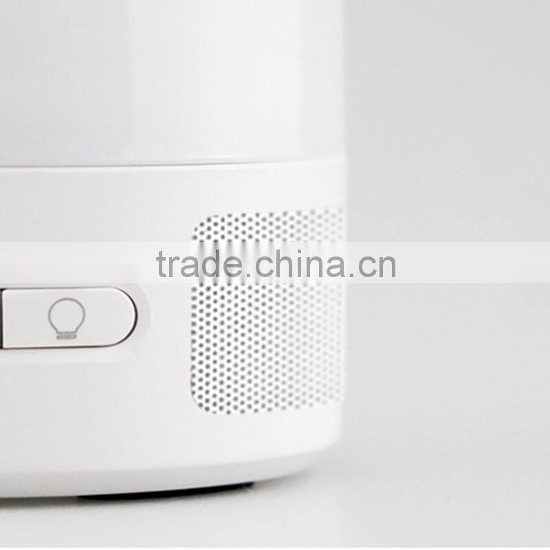 Fashion jewelry mini bluetooth speaker with led light