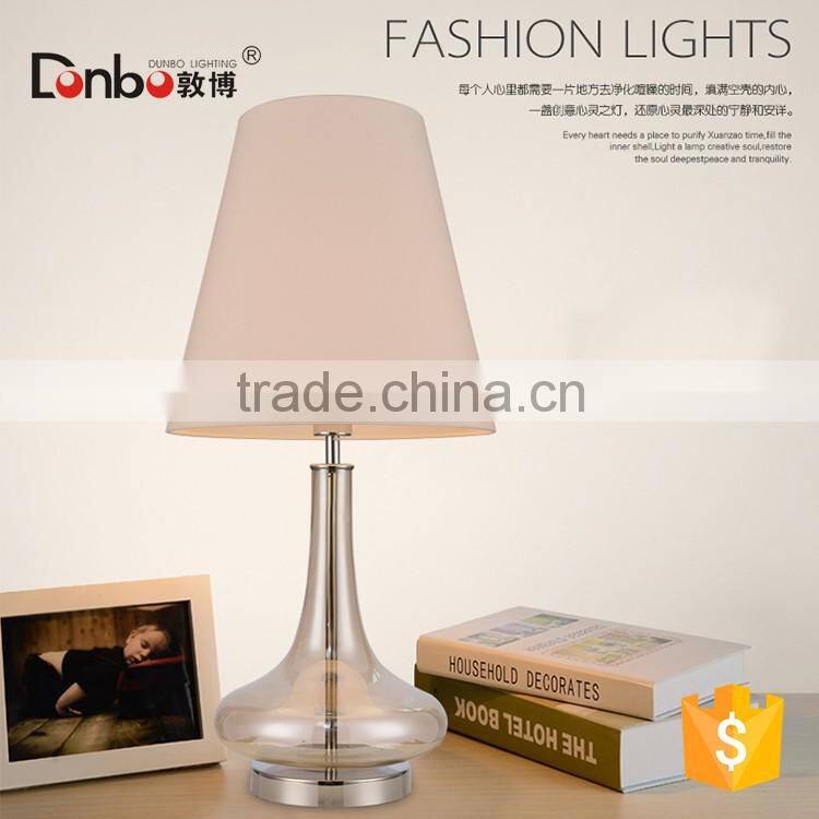 Zhongshan Modern decorative glass fancy horn iron vase base study table lamp for living room