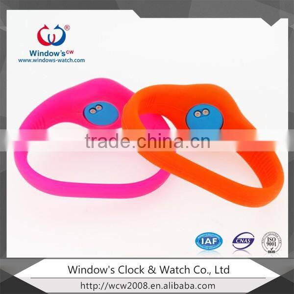 Wholesale digital silicone watch LCD wrist watch display sport watch