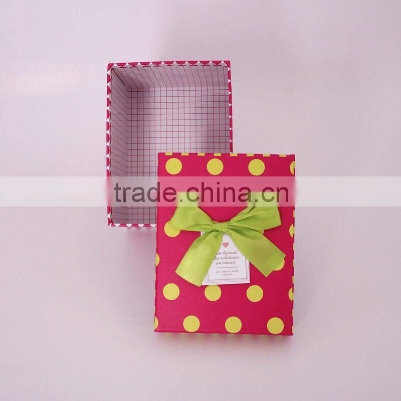 Wholesales Small mini gift boxes cardboard packaging with bow