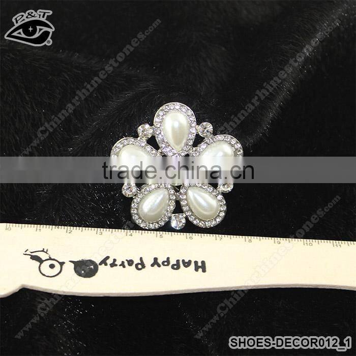 Flower shaped rhinestone ornaments for ladies high heel accessories shoe accessories with Metal Clip Jewelry Accessories