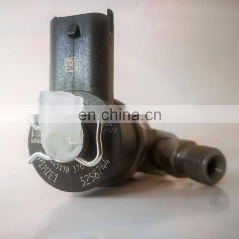 0445110376 Auto parts common rail injector 0445110594 5258744