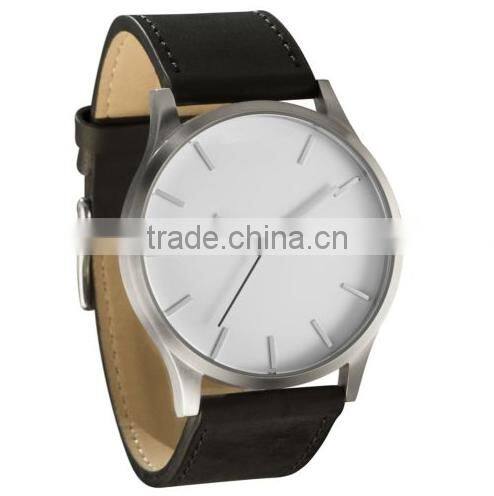 New Popular Items Silver Case With Black Leather Strap Men Watch