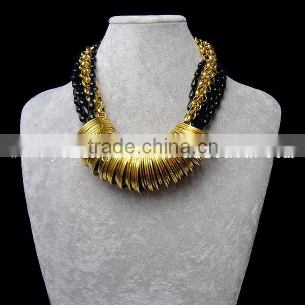 22k fashion gold kundan necklace set with black beads chain