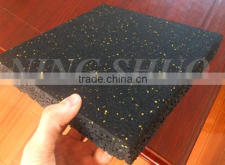 Trade assurance cheap high quality gym floor mat, recycled rubber tile with fleck