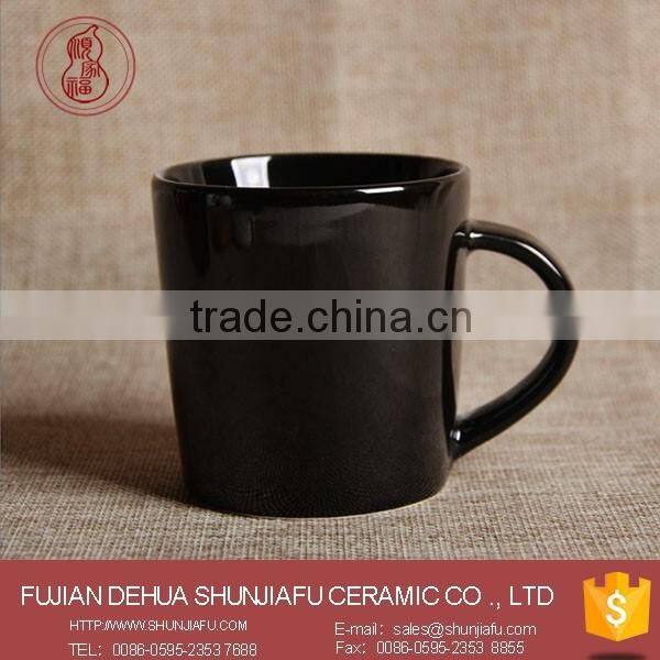 Archaize Nostalgia Style Ceramic Red Enamel Cup