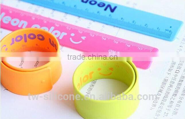 custom silicone wrist band ruler slap ruler