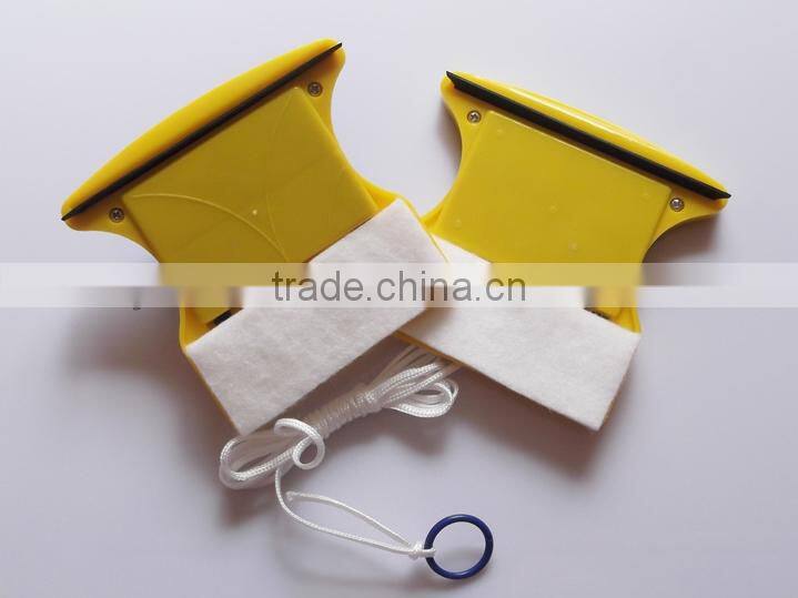 Magnetical Double Glazing Wiper