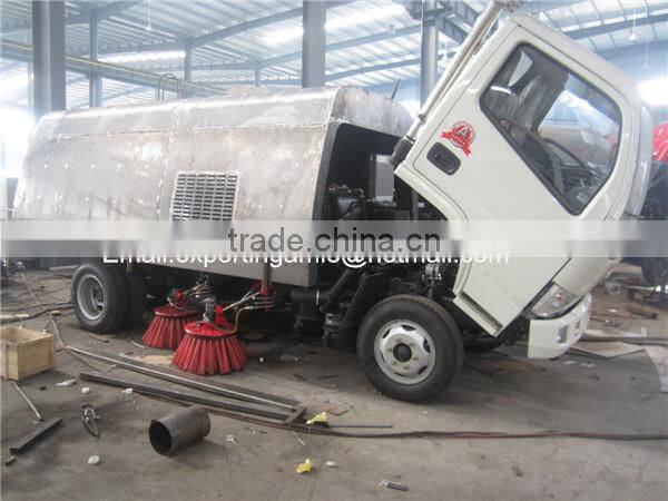 factory dongfeng 4x2 small street sweeping truck for sale