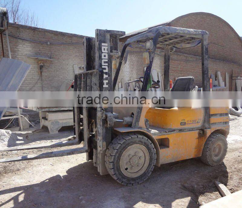 Decorative Marble Stone Girl Statue With Flower