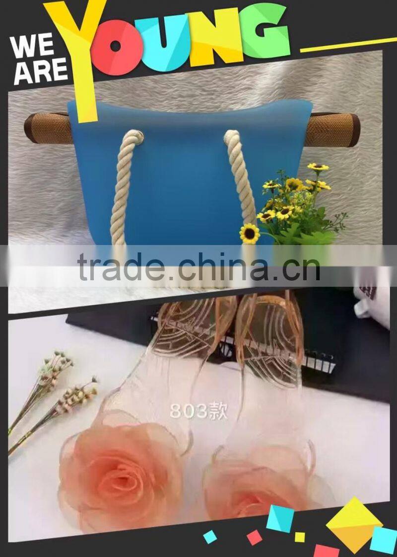 Yiwu and Guangzhou Lady Bags Market