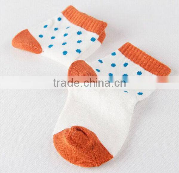 2017 Personalized Your Own Brand Logo Design Private Label Eco Friendly Bamboo Fiber Sport Simple Plain Kids Socks