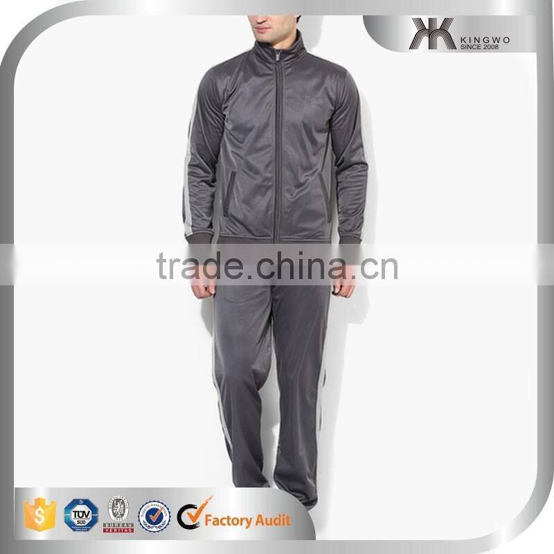 2017 Mens Latest Design Jogging Suits Wholesale Polyester Fabric OEM Tracksuit