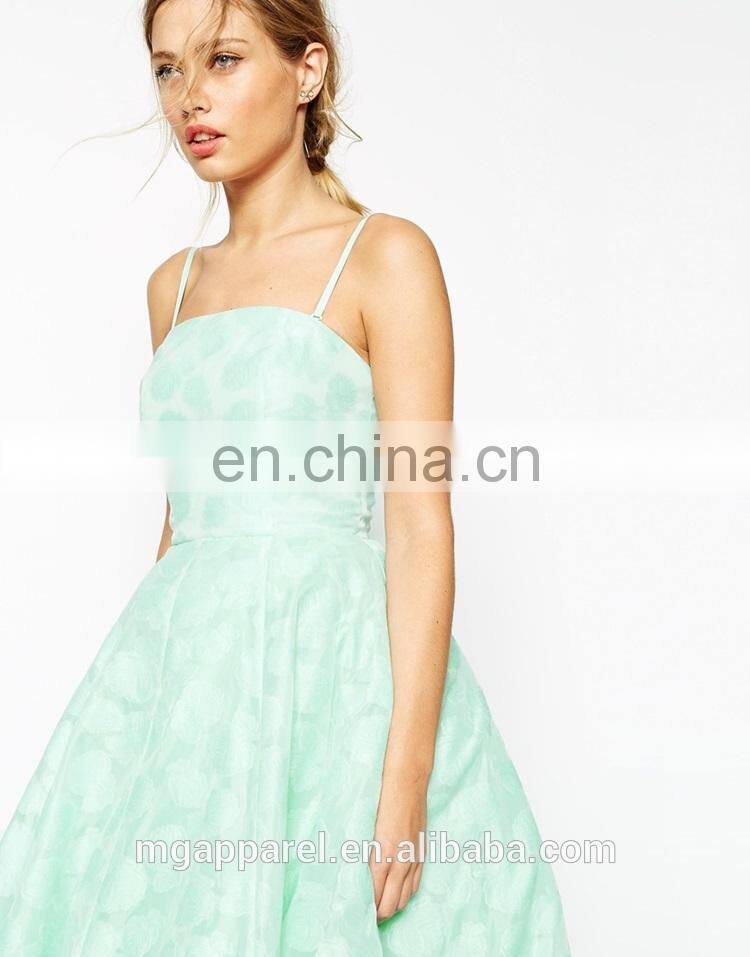 OEM wholesale latest dress designs white off shoulder ball gown puffy prom dresses 2015 for women