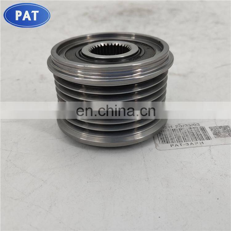 PAT Clutch Pulley 920999 / BV6N-10300-BA / AM5Q-10A352-AA / 599078 / FG15T045 / 31285436 For Ford Fiesta