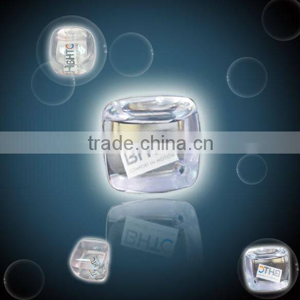 2016 new design custom logo pink ice cube tray