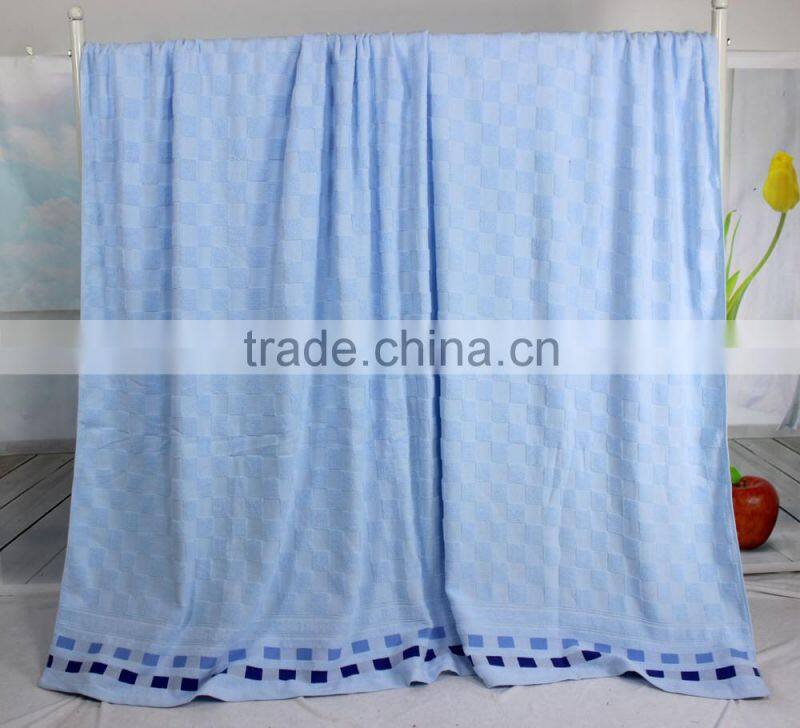 Good quality and practical 100% cotton towelling coverlet wholesale